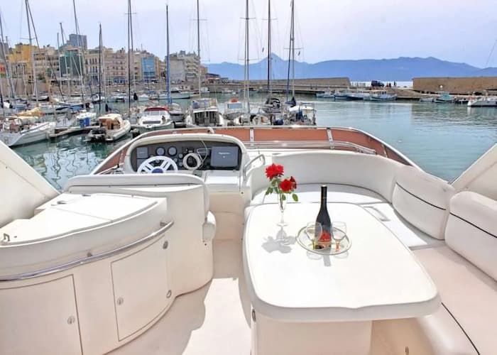 Rent Boat Heraklion, island hopping Crete, yacht charter Crete