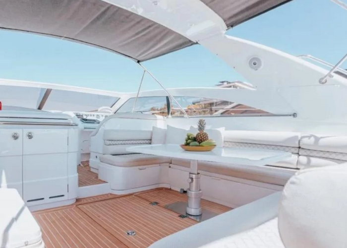 luxury boating, weekly boat charter Mykonos, Mykonos boats
