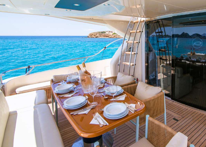 private yacht rental Athens, Athens yachting, yacht rental Greek Islands