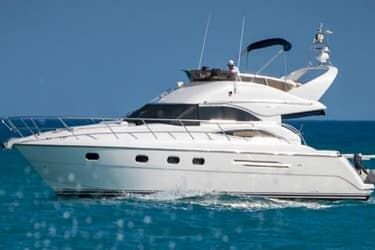 Boat rental in the Peloponnese, island hopping from Porto Heli to Spetses and other Islands